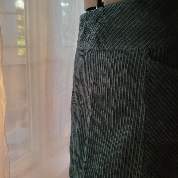 Emerald Corduroy Skirt by Mauve size 8 - Picture 6 of 8
